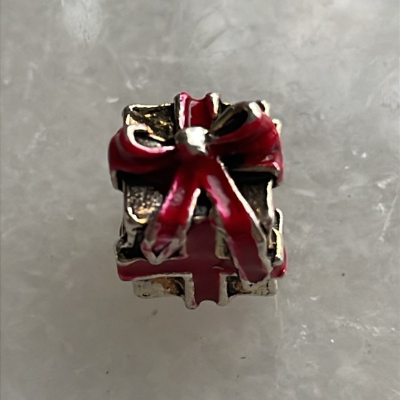 925 sterling silver charm holiday present gift with red bow - Picture 6 of 6